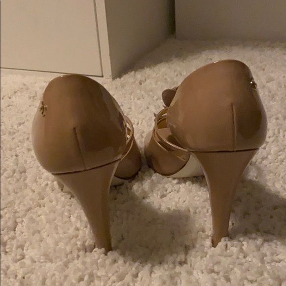 Chanel 'Camellia' Heels - Women's 37.5